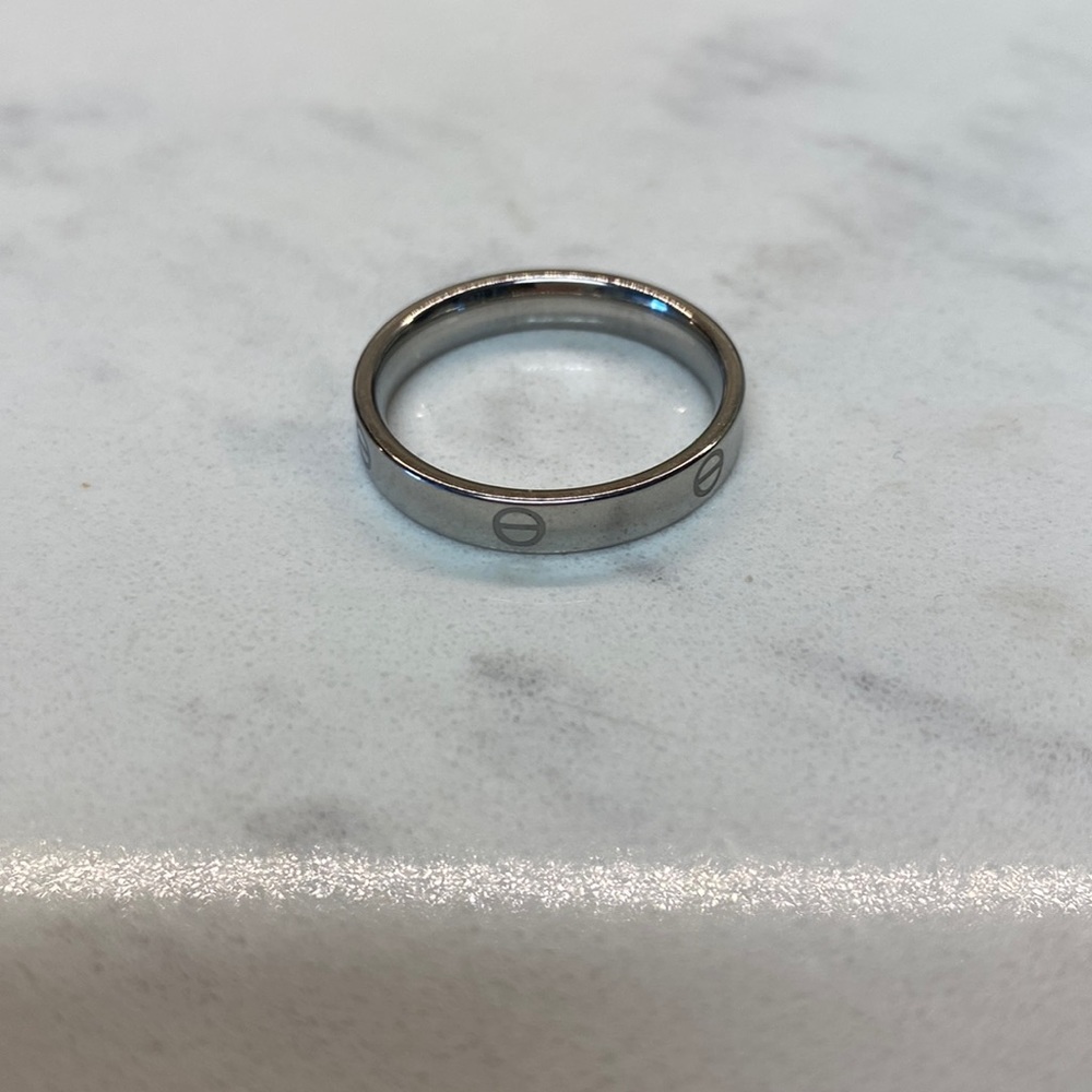 Amazing super Gu Ring